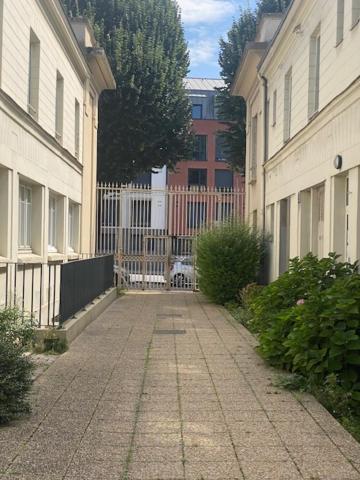 Апартаменты Chez Virginie Agreable Centre Parking Руан Экстерьер фото